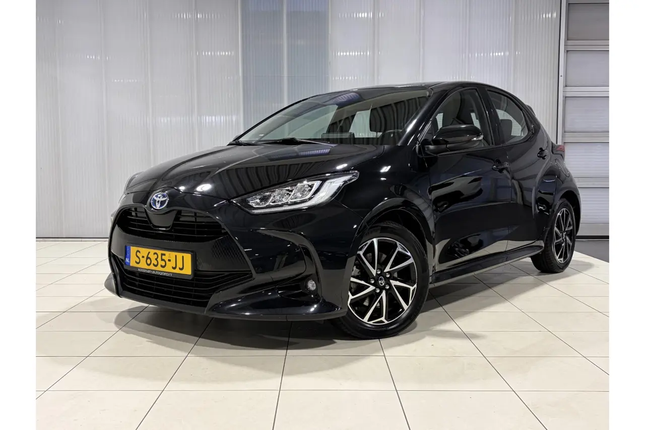 Toyota Yaris 1.5 Hybrid Dynamic 2023, photo 1
