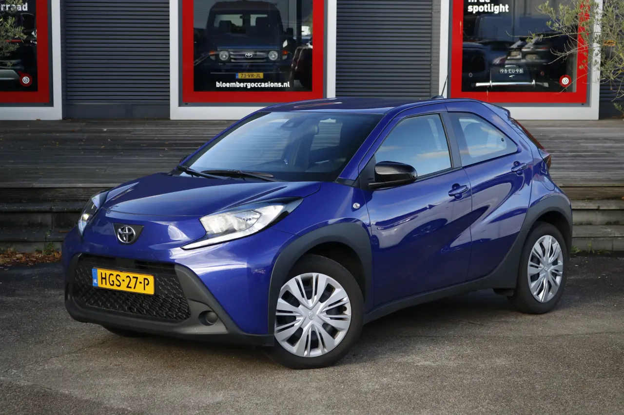 Toyota Aygo X 1.0 VVT-i Mt Play 2025, foto 1