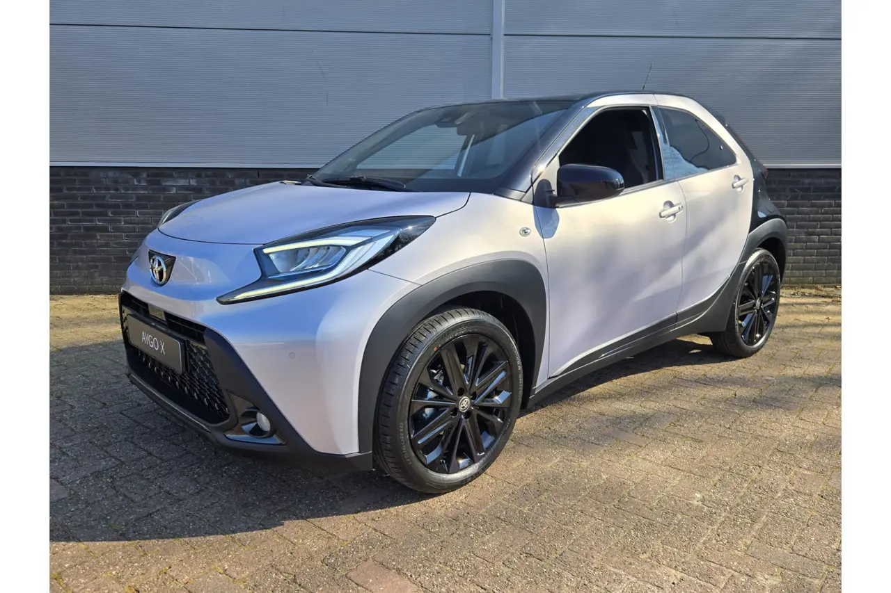 Toyota Aygo X 1.0 VVT-i Mt Jbl, Demonstratievoertuig 2025, foto 1