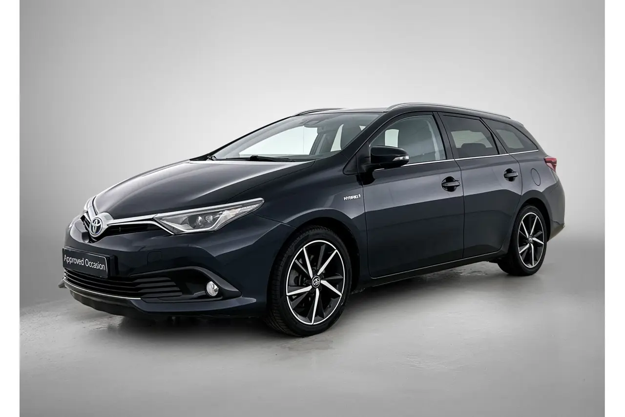 Toyota Auris Touring Sports 1.8 Hybrid Dynamic Ultimate 2016, photo 1