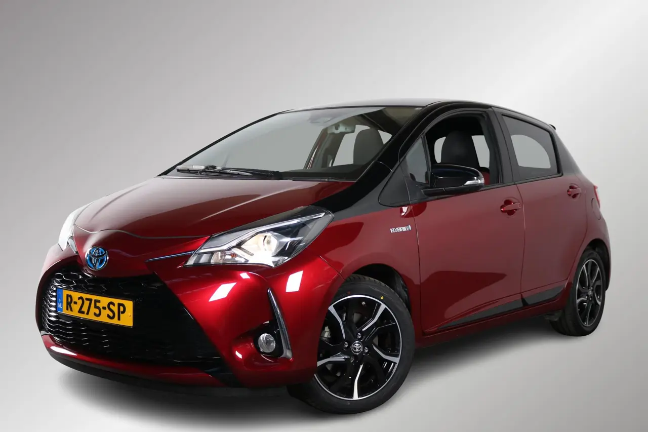 Toyota Yaris 1.5 Hybrid Bi-Tone, Safety Sense 2018, foto 1