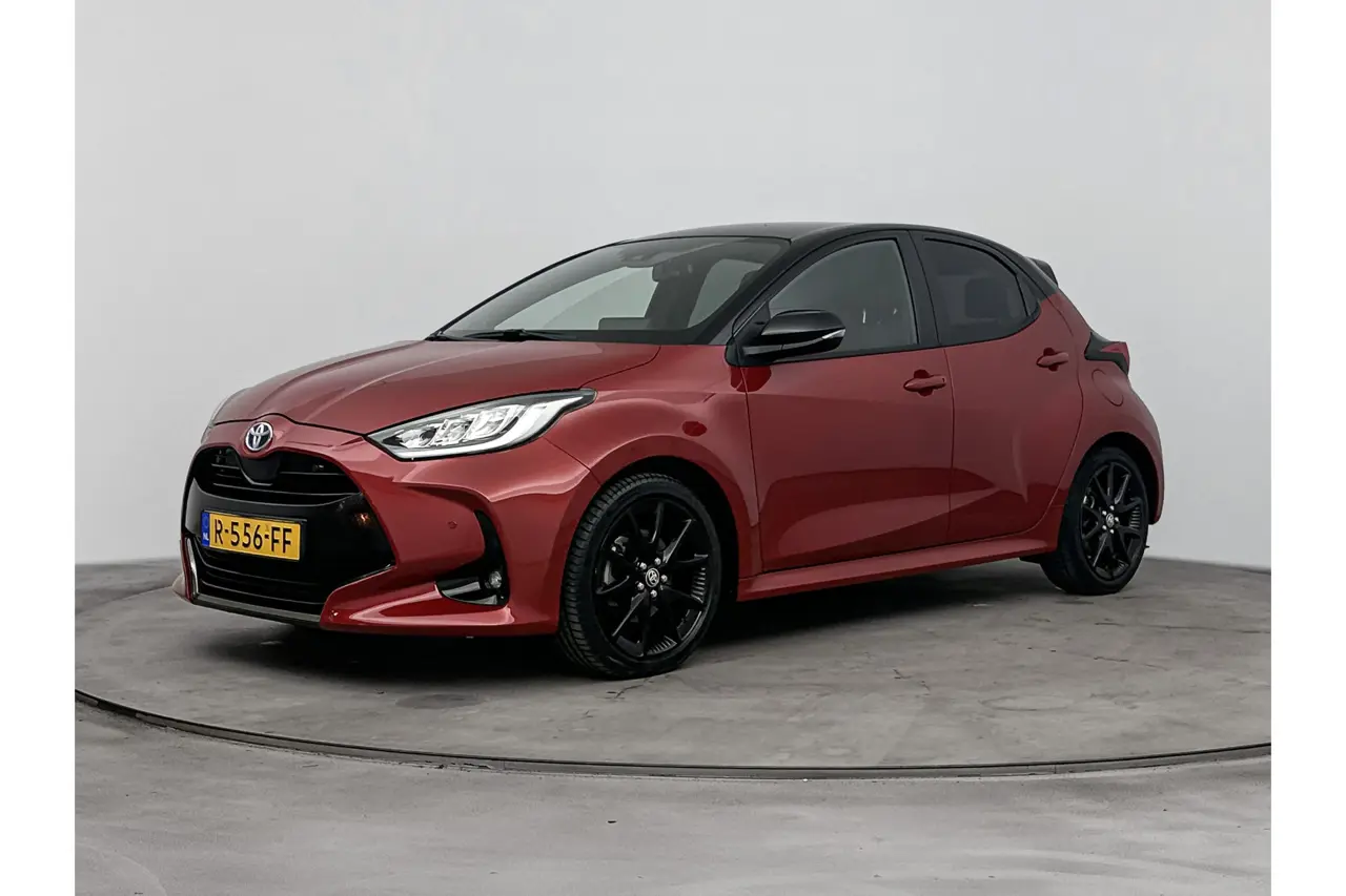 Toyota Yaris 1.5 Hybrid Executive Premium Pack 2022, foto 1