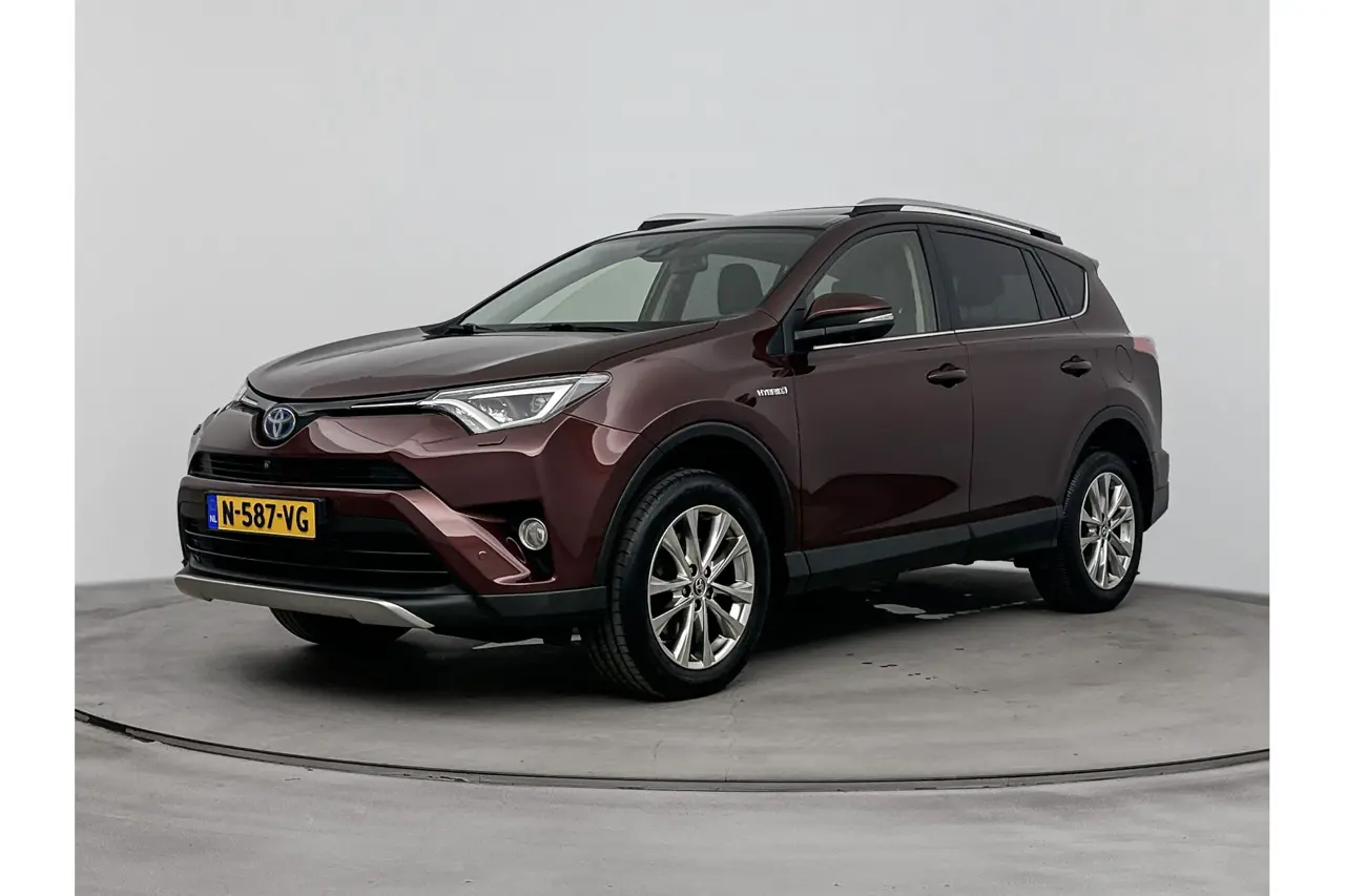 Toyota RAV4 2.5 Hybrid Executive Ultimate 2016, foto 1