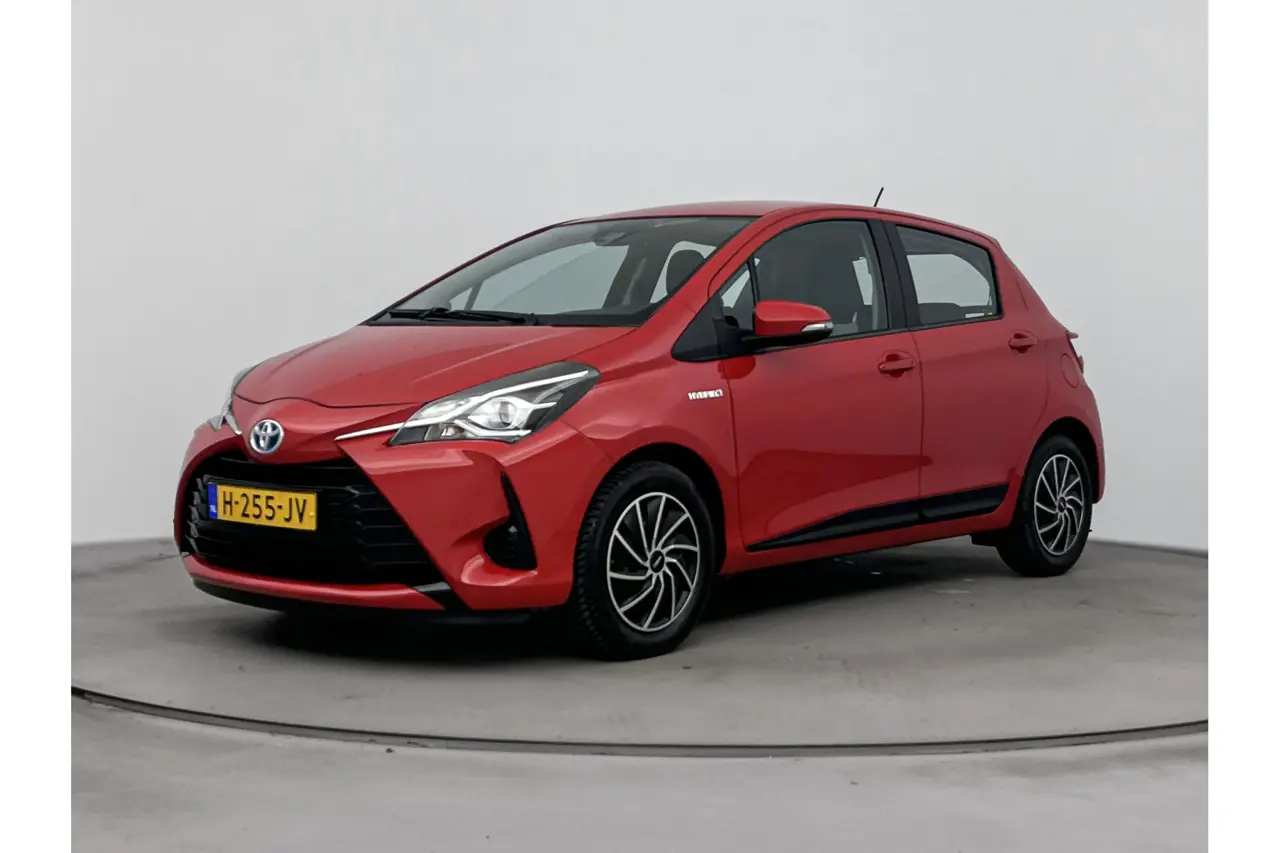 Toyota Yaris 1.5 Hybrid Active 2020, foto 1