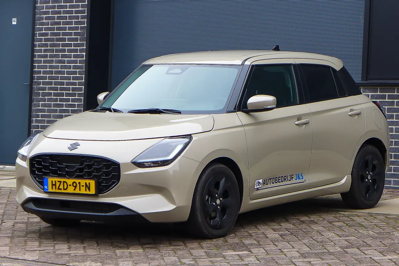 Suzuki Swift 1.2 Style Smart Hybrid CVT Automaat 2025, foto 1