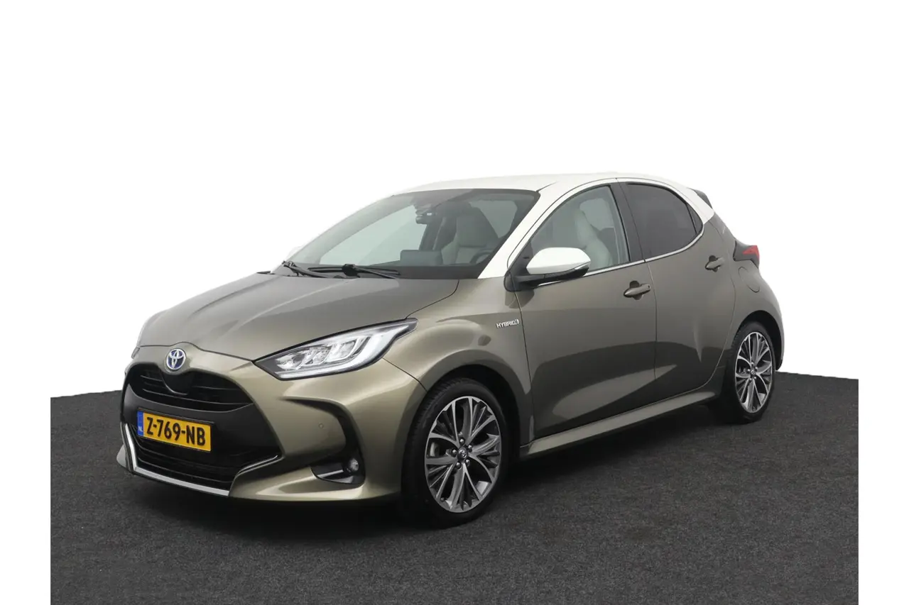 Toyota Yaris 1.5 Hybrid Executive 2021, foto 1