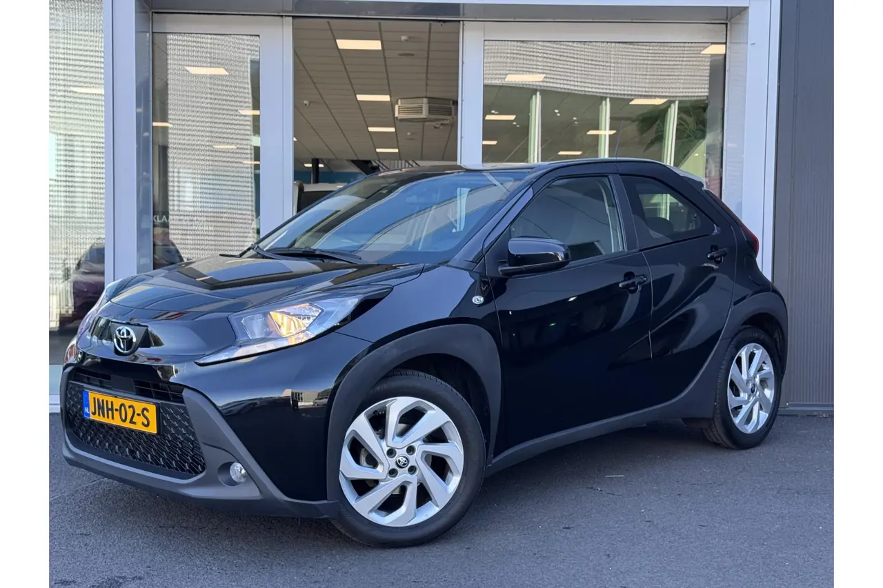 Toyota Aygo X 1.0 VVT-i S-CVT Play 2023, foto 1