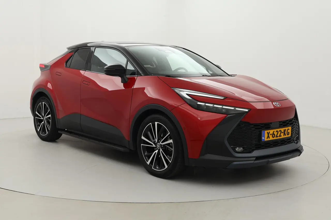 Toyota C-HR 1.8 Hybrid 140 Executive 2023, foto 1