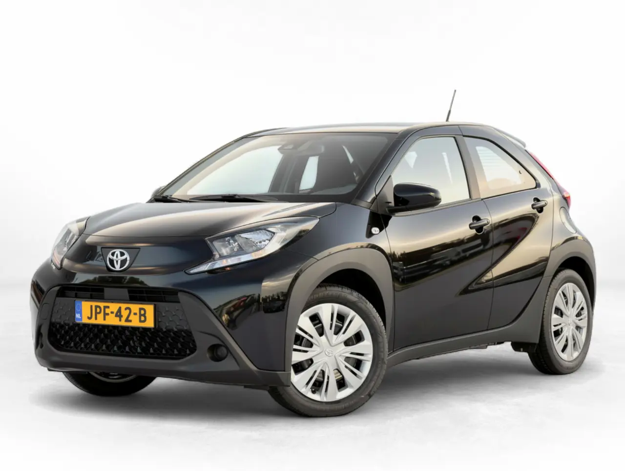Toyota Aygo X 1.0 VVT-i Mt Play 2025, foto 1