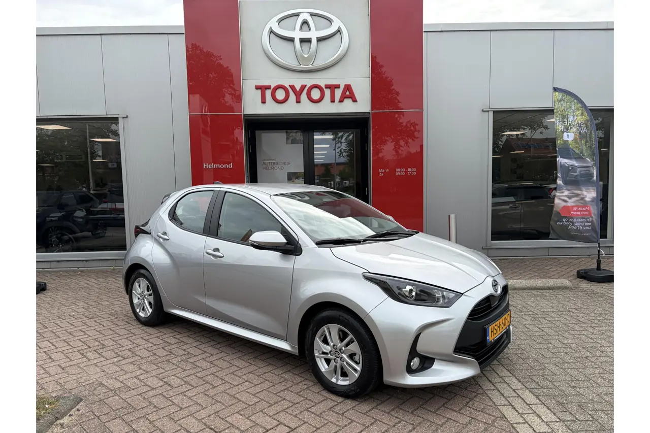 Toyota Yaris 1.5 Hybrid 115 Active 2025, foto 1