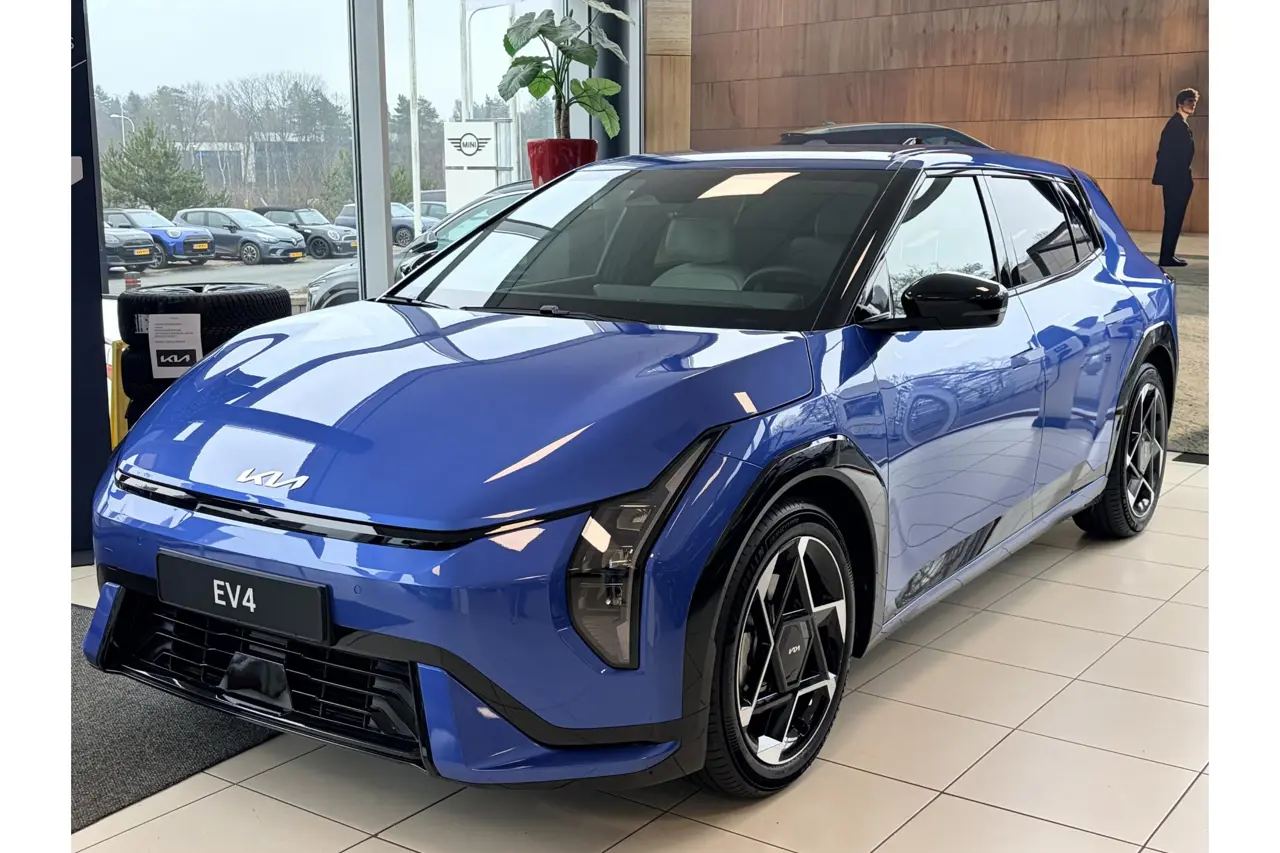 Kia EV4 Gt-Line Business Edition 81.4 kWh 2026, foto 1