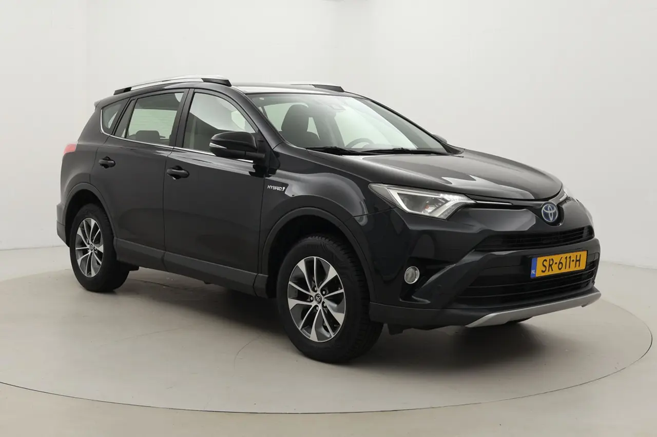 Toyota RAV4 2.5 Hybrid AWD Energy 2018, foto 1