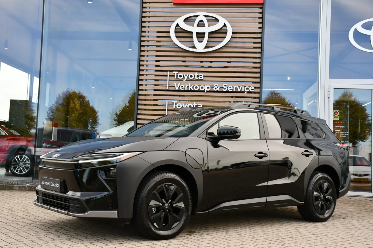 Toyota bZ4X Dynamic 75 kWh 227Pk 2026, foto 1