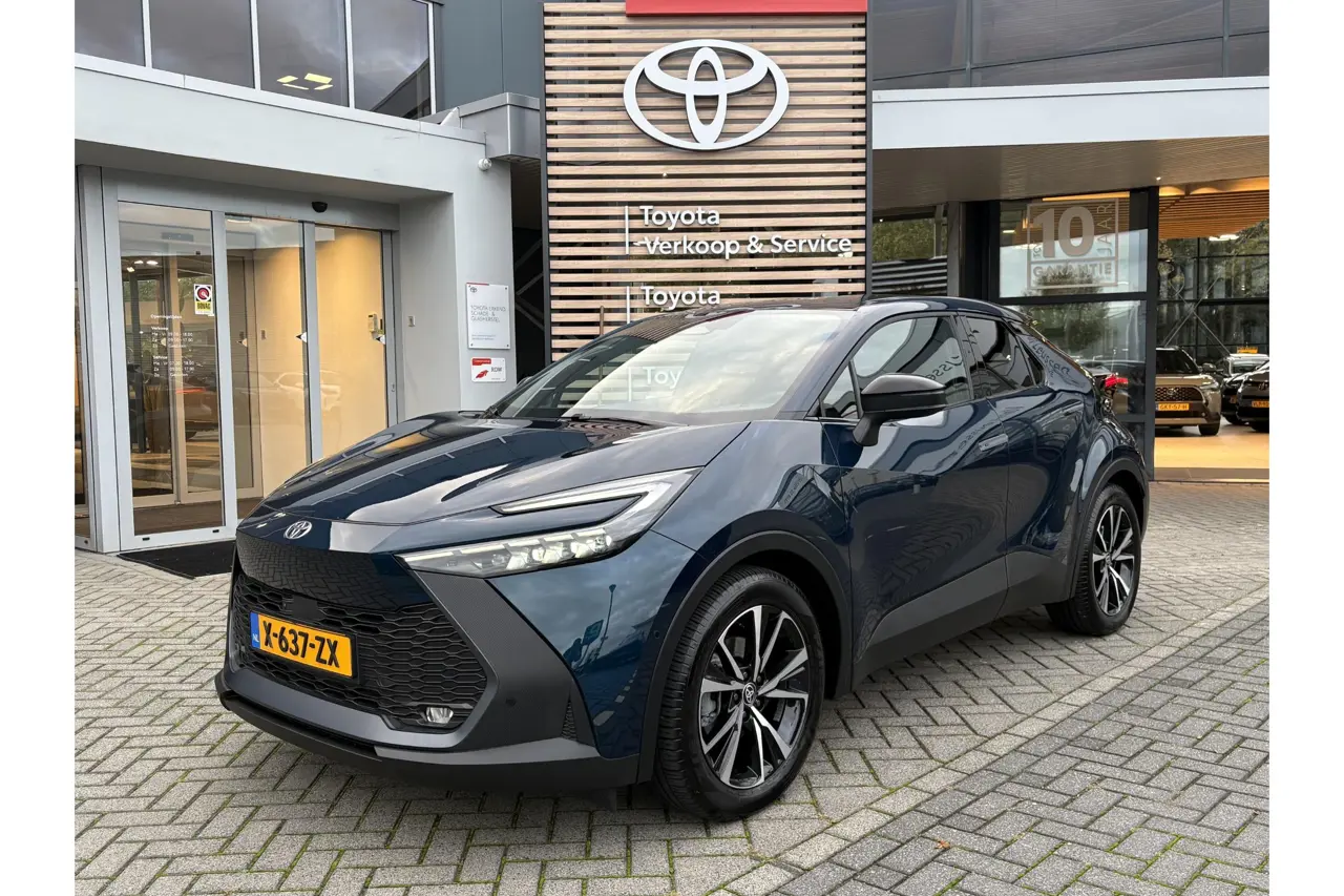 Toyota C-HR 1.8 Hybrid 140 First Edition 2024, photo 1