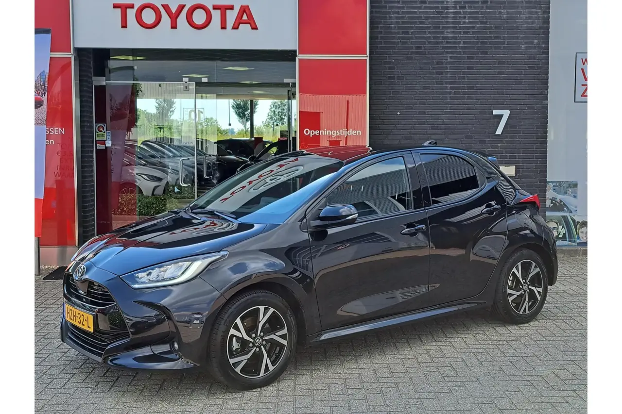 Toyota Yaris 1.5 Hybrid 115 Dynamic 2025, foto 1