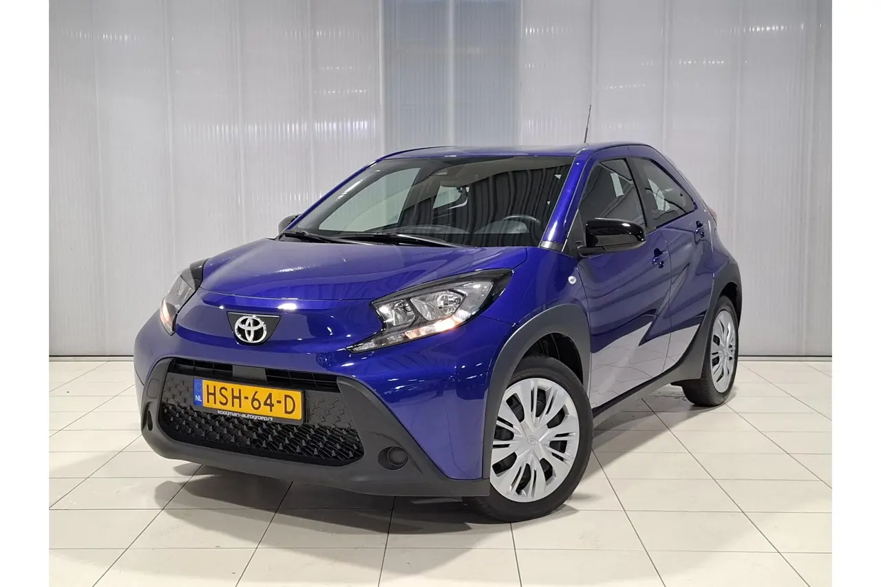 Toyota Aygo X 1.0 VVT-i MT Play 2025, foto 1