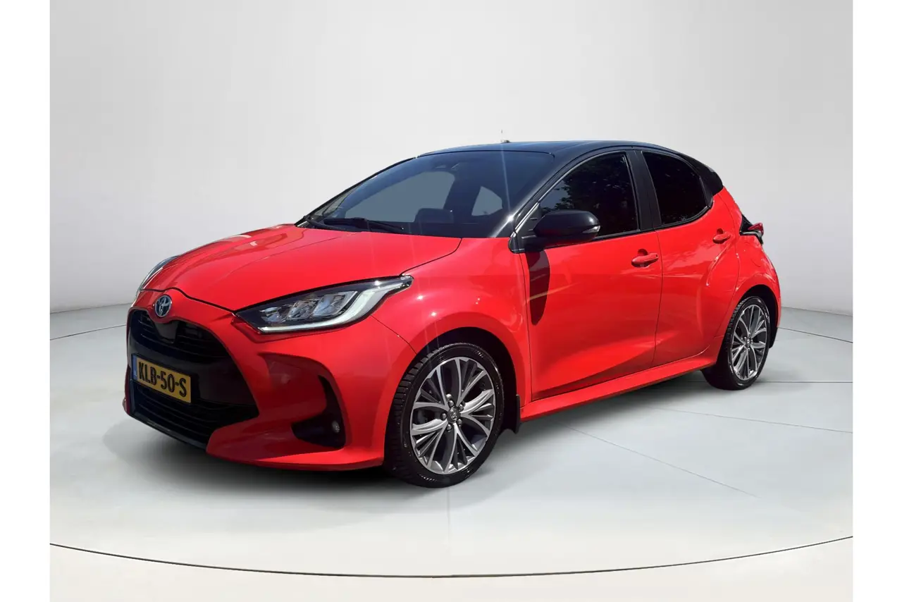 Toyota Yaris 1.5 Hybrid Executive 2022, foto 1