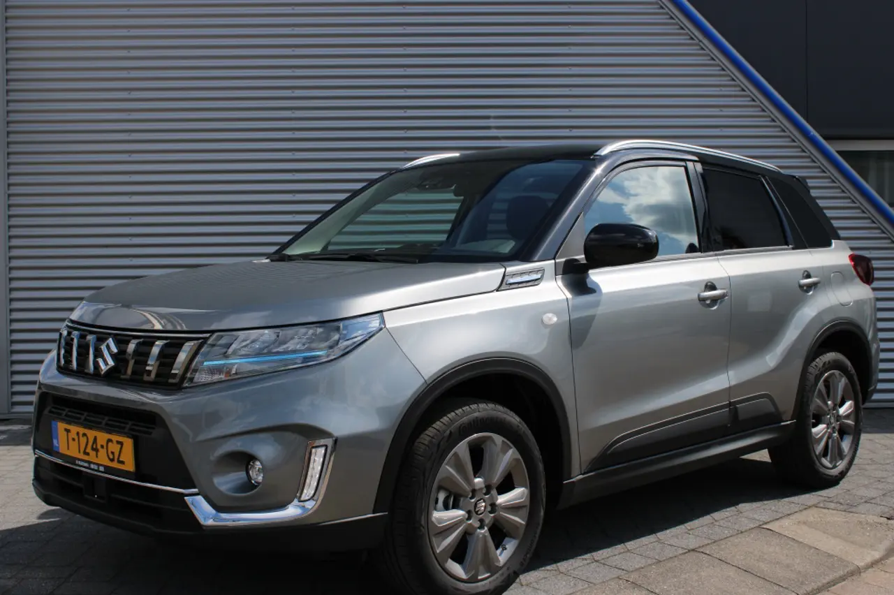 Suzuki Vitara 1.5 Hybrid Select Automaat 2023, foto 1