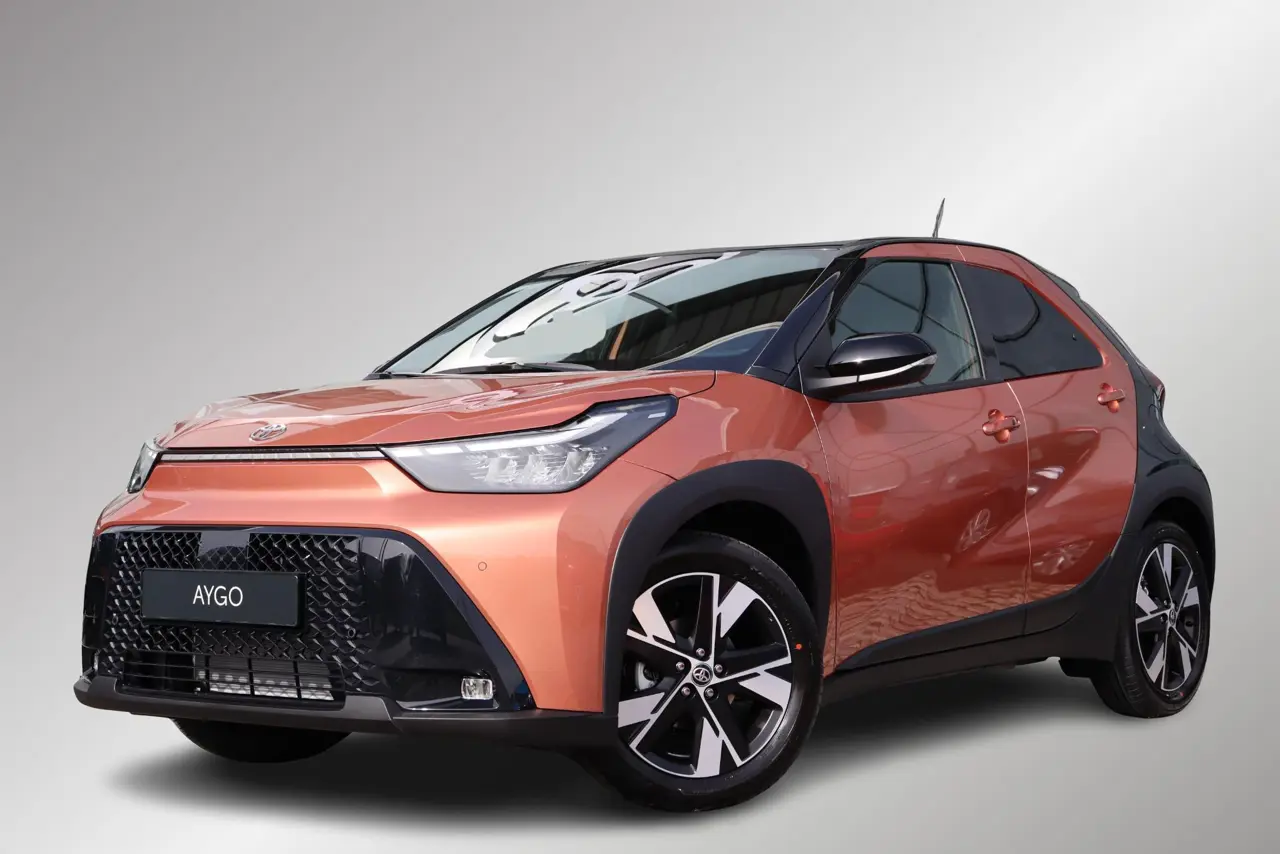 Toyota Aygo X Hybrid 115 pulse, Easy Pack, Parkeersensoren, 2026, foto 1