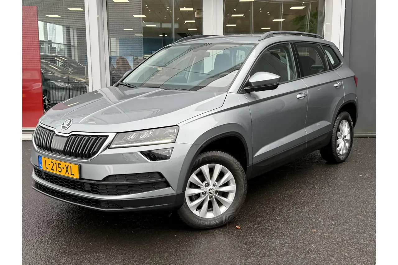 Škoda Karoq 1.5 TSI Act Style 2020, foto 1