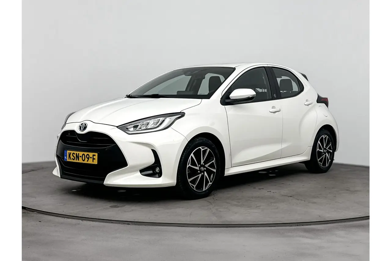 Toyota Yaris 1.5 Hybrid 115 First Edition 2023, foto 1