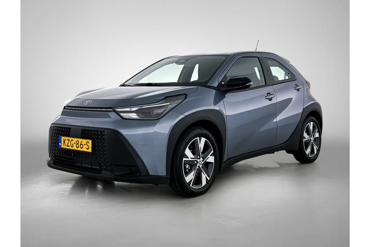Toyota Aygo X Hybrid 115 Play 2026, foto 1