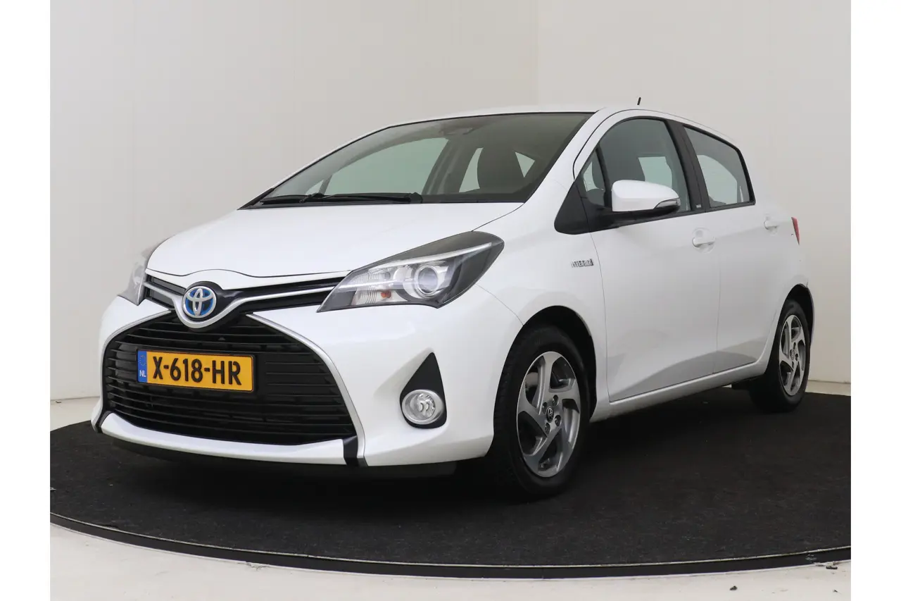 Toyota Yaris 1.5 Hybrid Trend 2017, foto 1