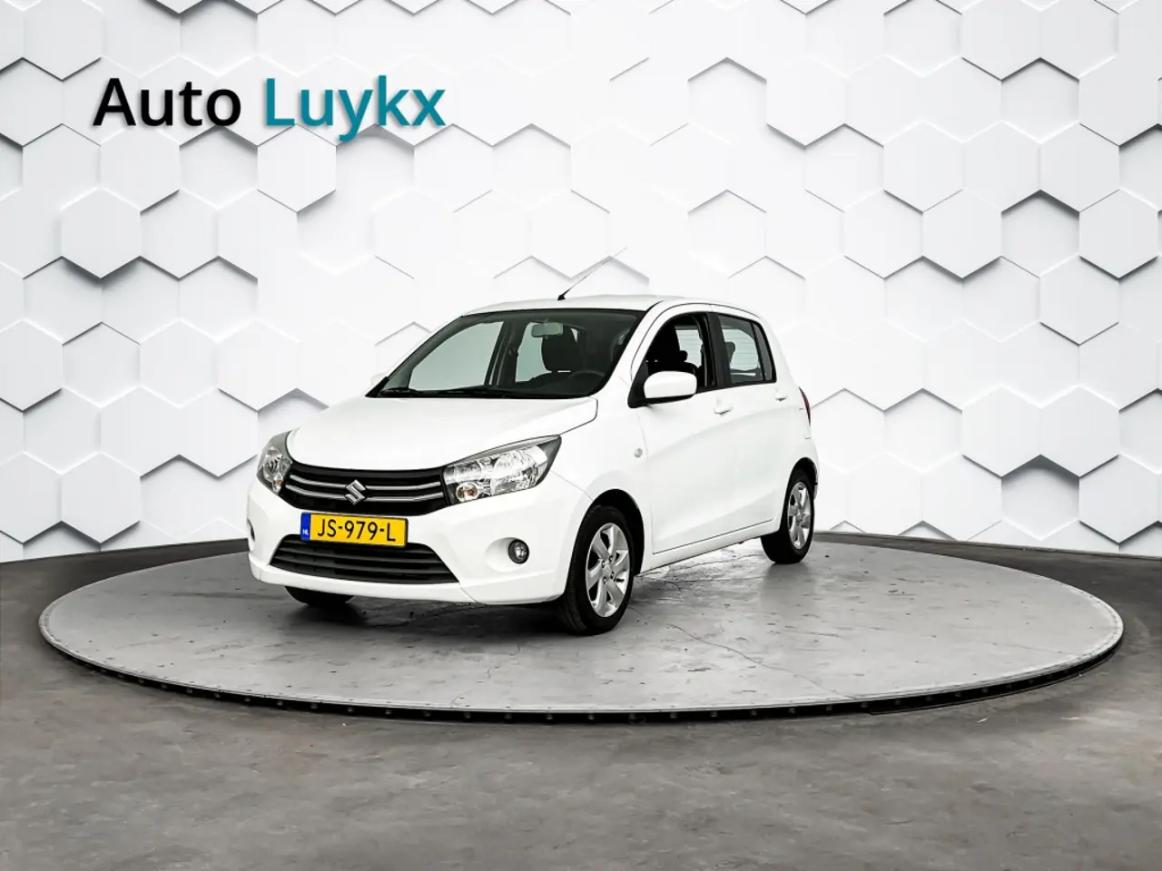 Suzuki Celerio 1.0 Exclusive 2016, foto 1