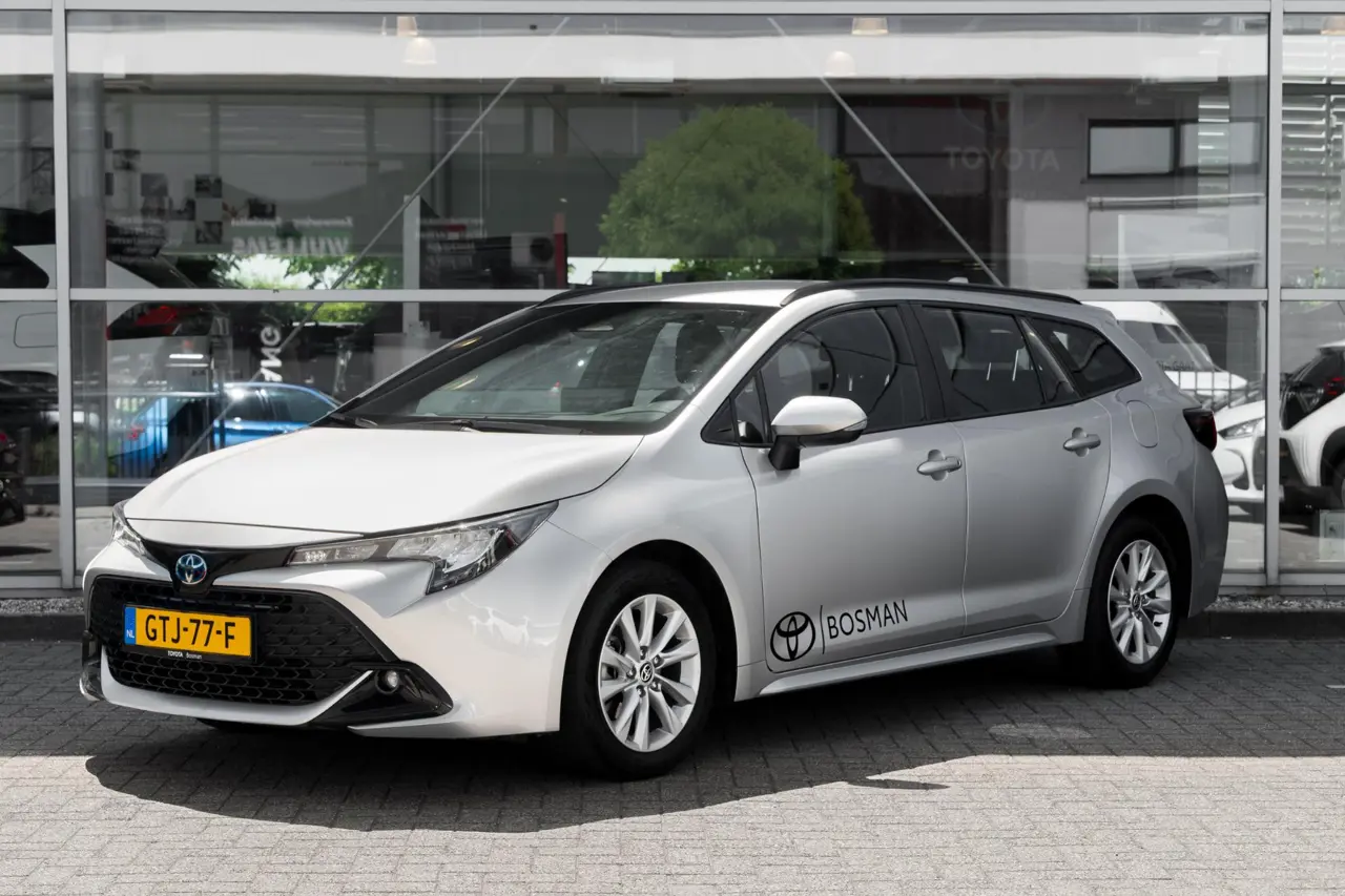 Toyota Corolla Touring Sports Hybrid 140 Active 2024, foto 1