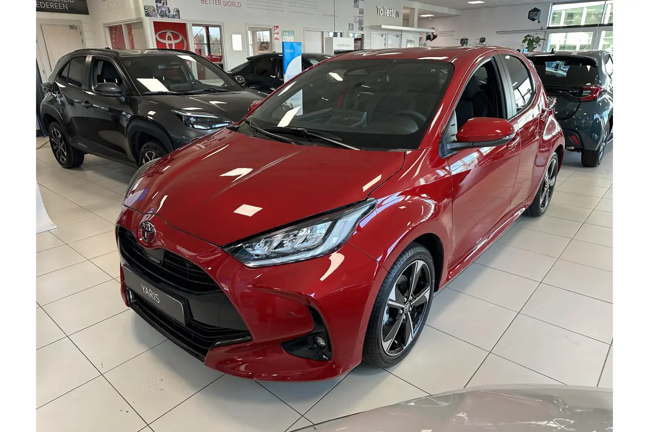 Toyota Yaris 1.5 Hybrid 130 Executive 2026, foto 1