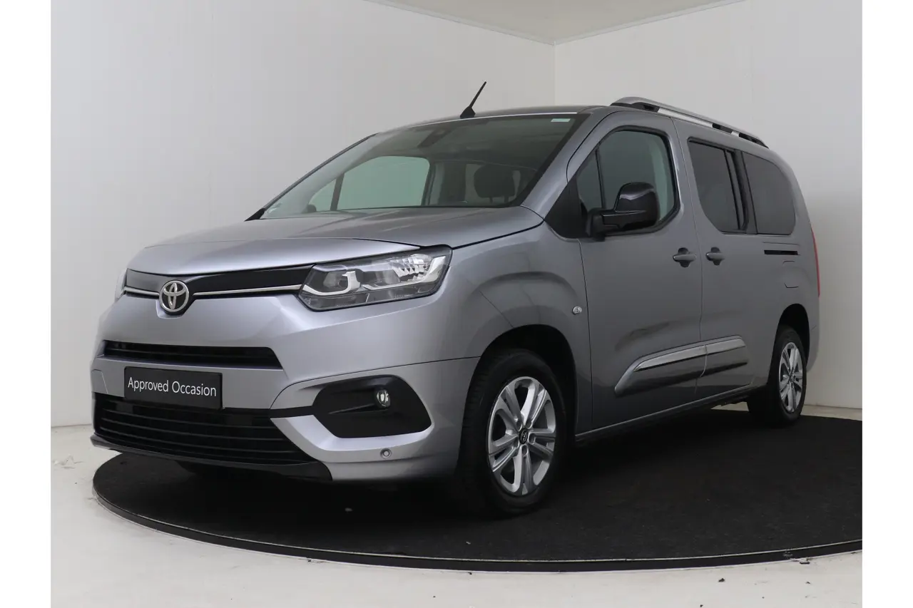 Toyota Proace City Verso 1.2 Turbo Dynamic Long 7P. Automaat 2022, foto 1