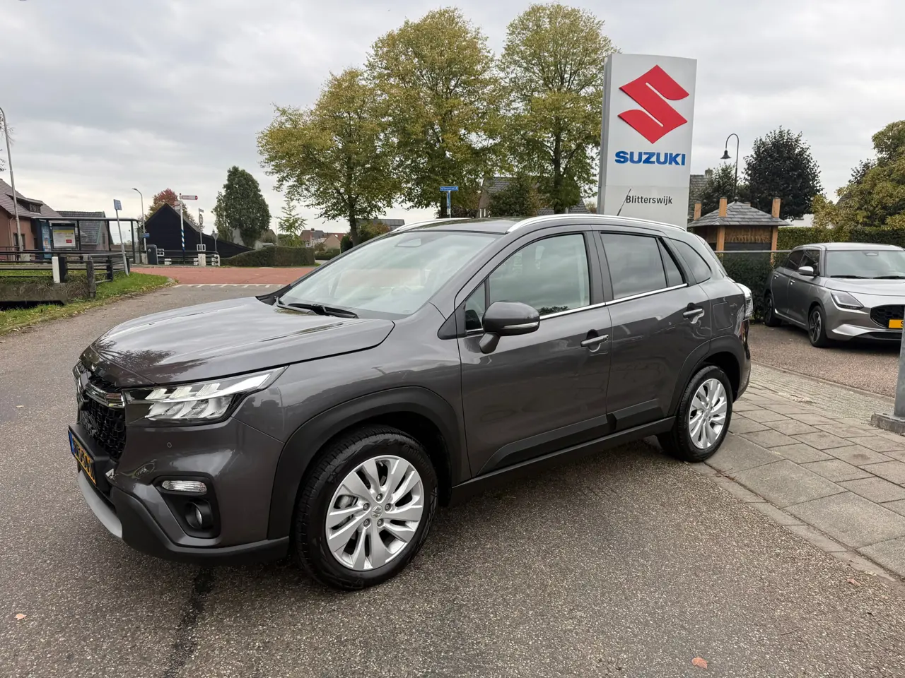 Suzuki S-Cross 1.4 Boosterjet Select Hybrid Automaat 2025, foto 1