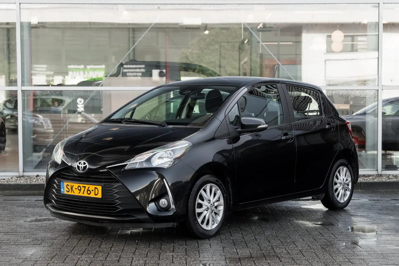 Toyota Yaris 1.0 VVT-i Aspiration 2017, foto 1