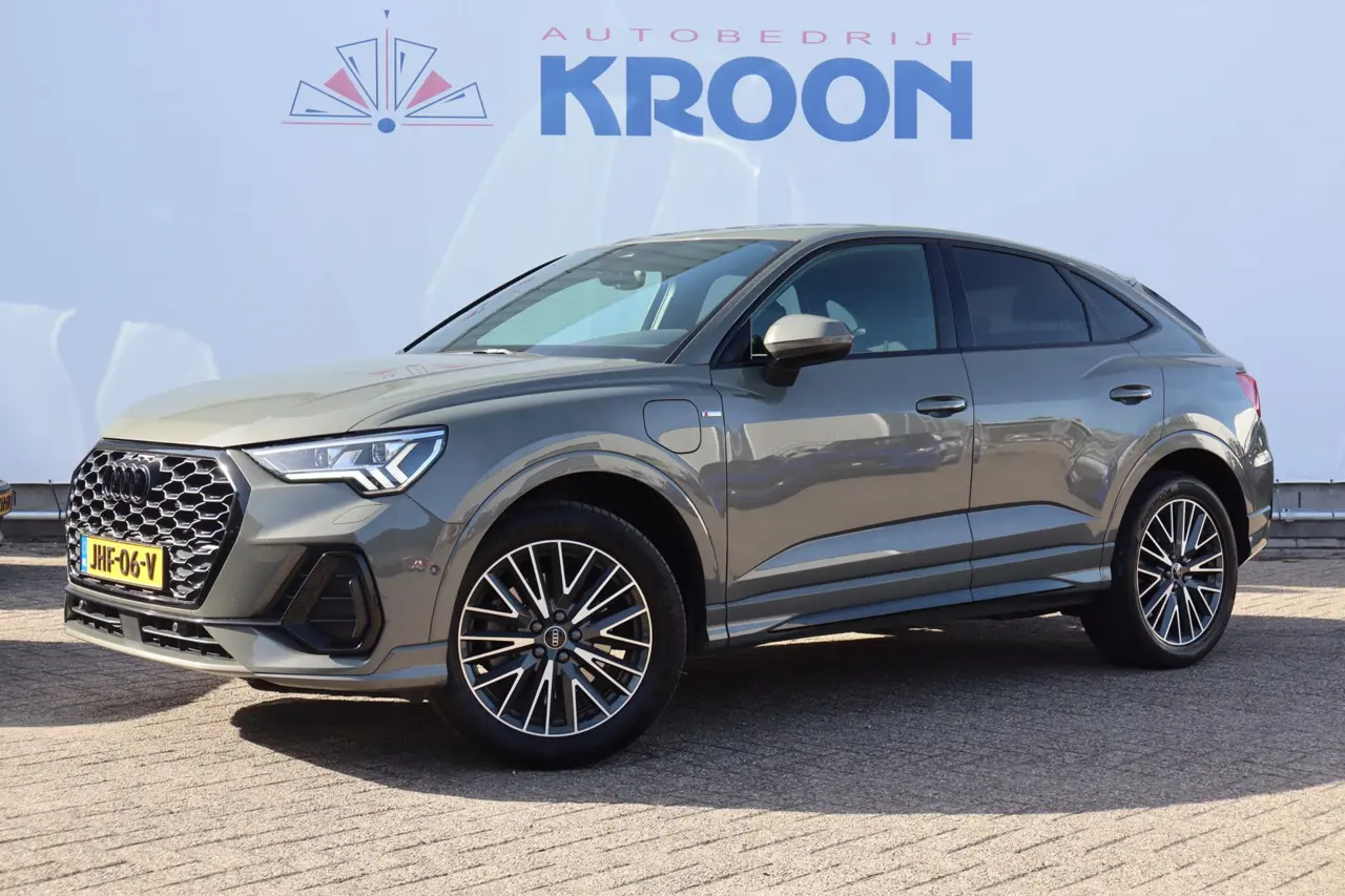 Audi Q3 Sportback 45 TFSI E S Edition 2021, foto 1
