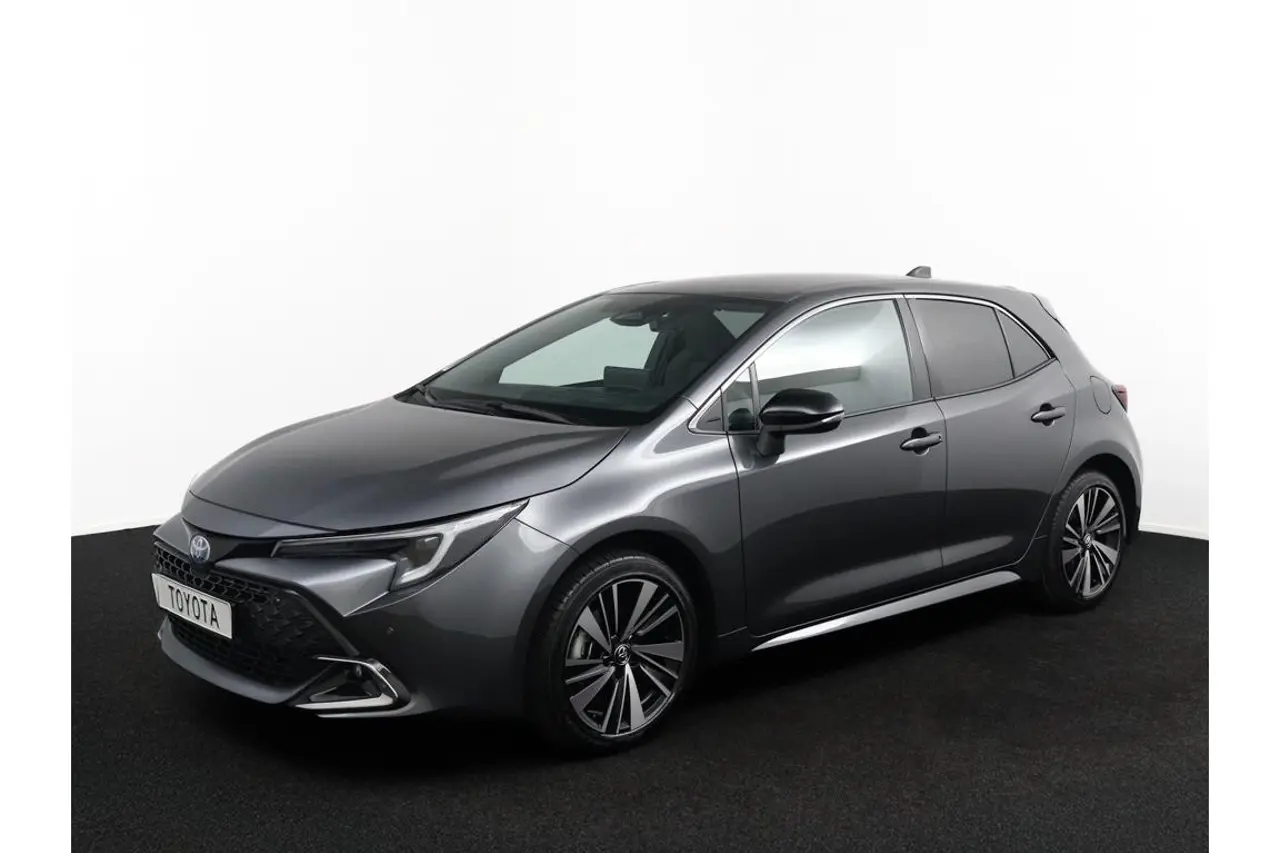 Toyota Corolla Hybrid 140 Dynamic 2025, foto 1