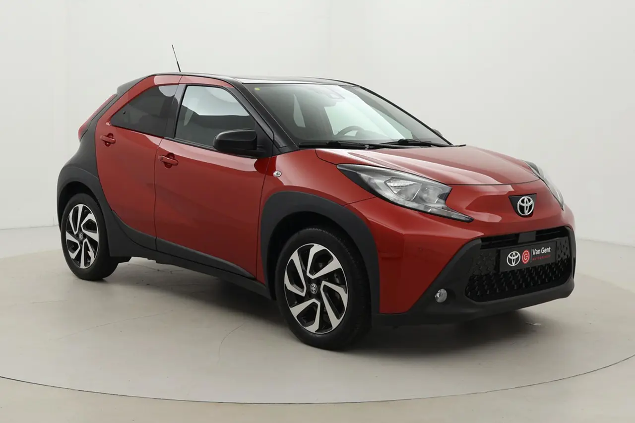 Toyota Aygo X 1.0 VVT-i S-CVT Pulse 2025, foto 1