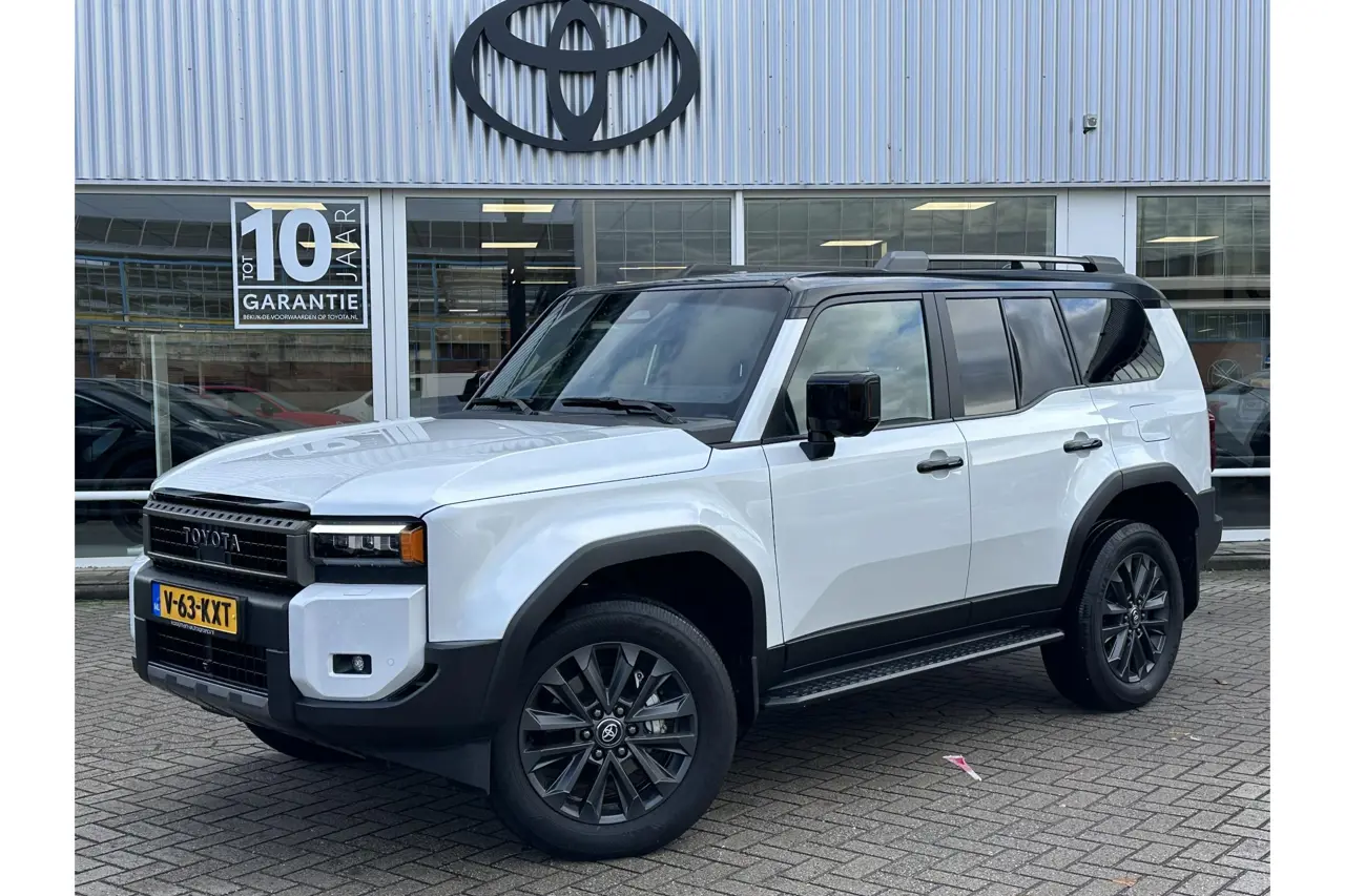 Toyota Land Cruiser 2.8 D-4D Blind Van Professional 2024, foto 1
