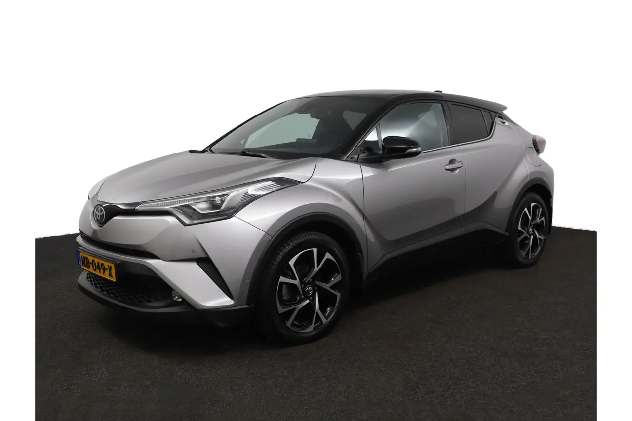Toyota C-HR 1.2 Bi-Tone Plus 2017, foto 1