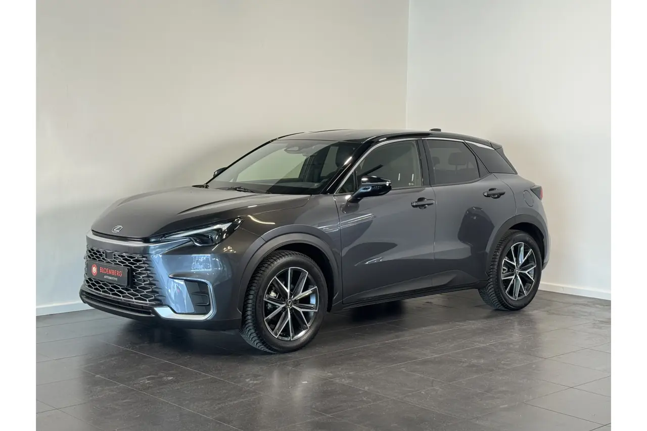 Lexus LBX Emotion 2Wd 2024, foto 1