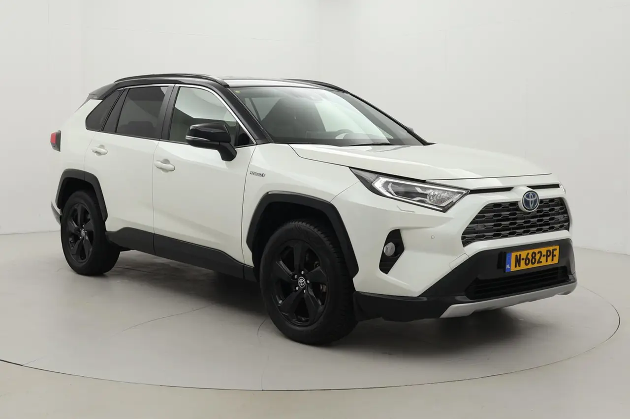 Toyota RAV4 2.5 Hybrid AWD Bi-Tone 2021, foto 1