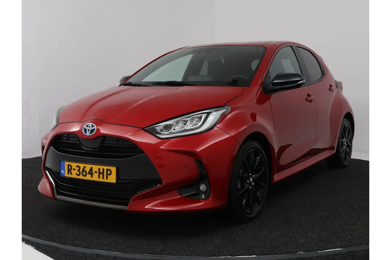 Toyota Yaris 1.5 Hybrid Executive 2022, foto 1