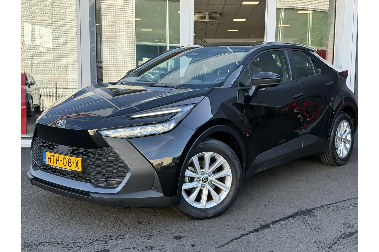 Toyota C-HR 1.8 Hybrid 140 Active 2025, foto 1