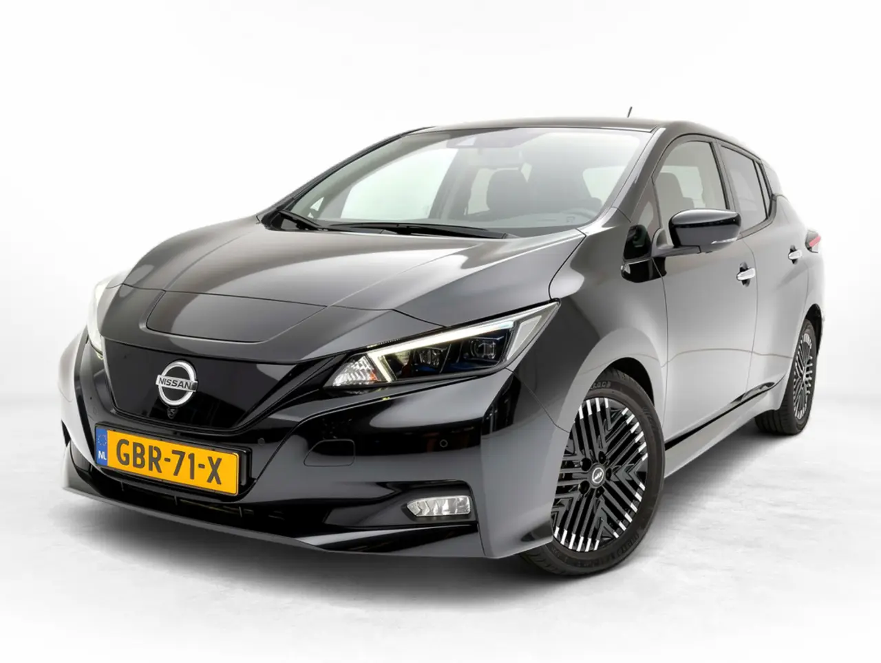 Nissan Leaf N-Connecta 39 kWh 2024, foto 1