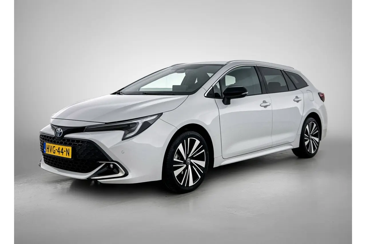 Toyota Corolla Touring Sports Hybrid 140 Dynamic 2025, photo 1