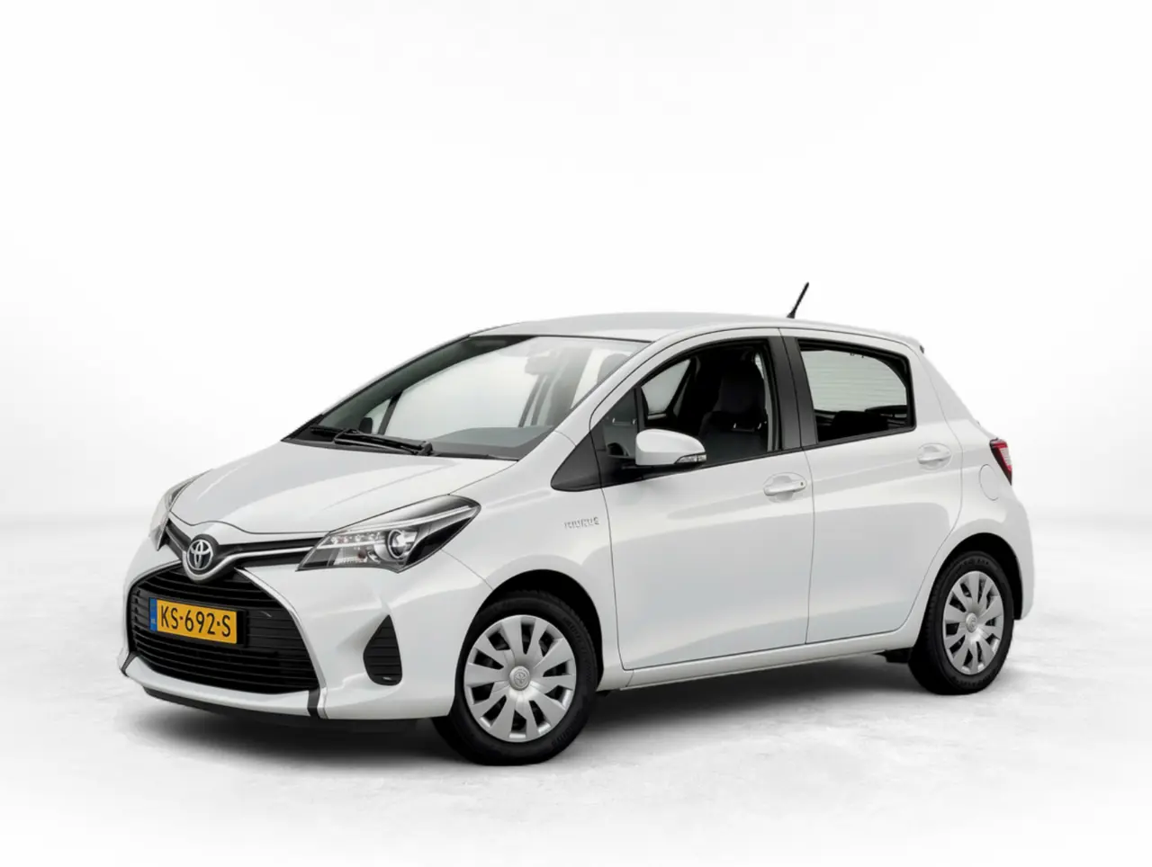 Toyota Yaris 1.5 Hybrid Aspiration 2016, foto 1