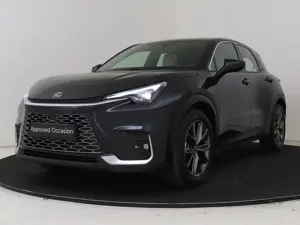 Lexus LBX