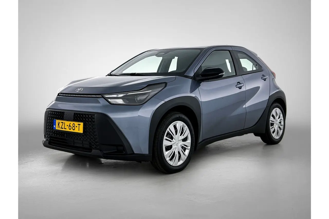 Toyota Aygo X Hybrid 115 Play 2026, foto 1