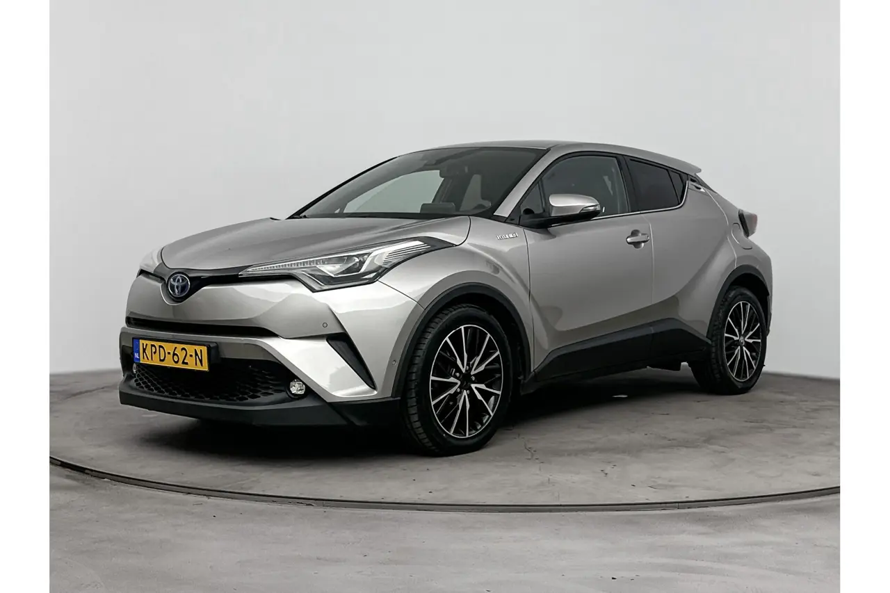 Toyota C-HR 1.8 Hybrid Executive 2017, foto 1