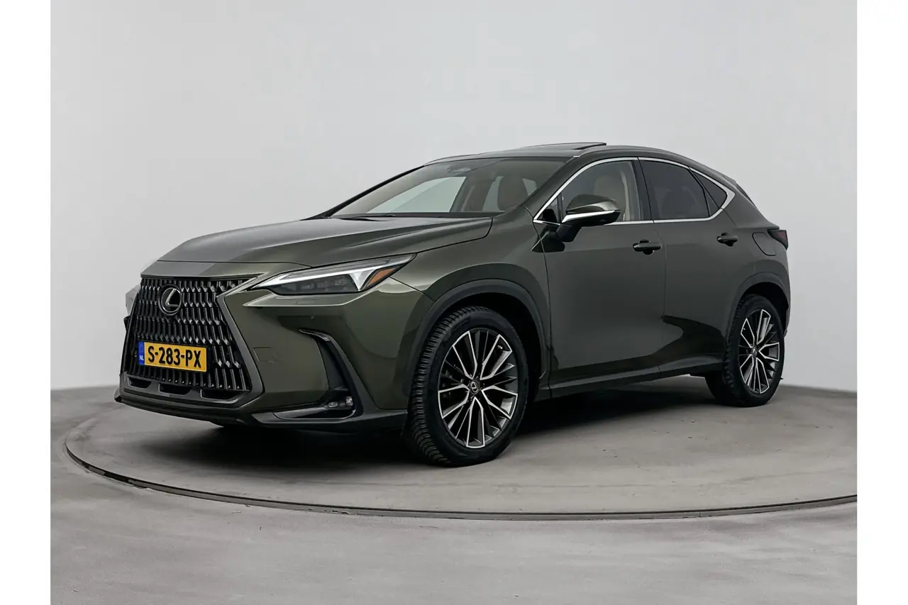 Lexus NX 450H+ AWD Executive Line 2023, foto 1