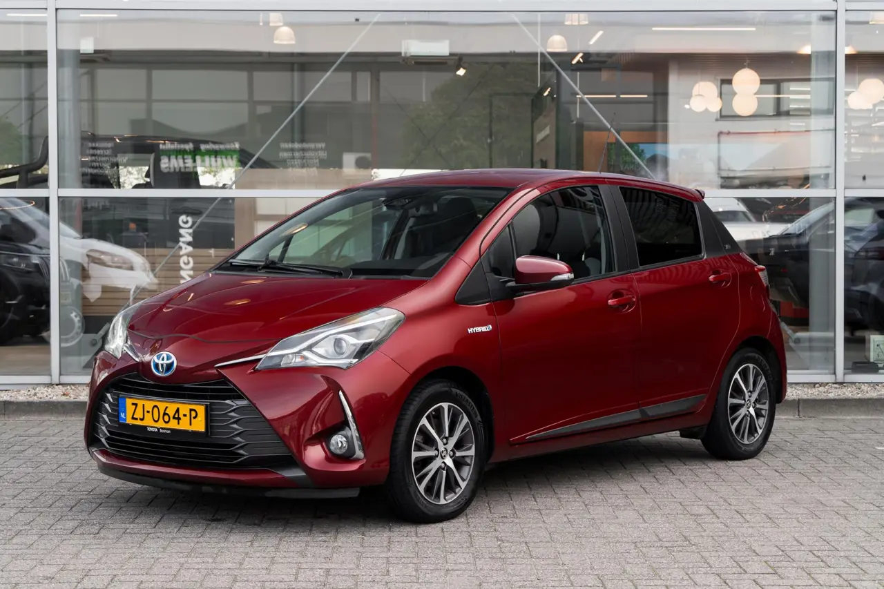 Toyota Yaris 1.5 Hybrid Y20 Exclusive Edition 2019, photo 1